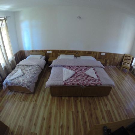 ليه Barath Hotel & Guest House المظهر الخارجي الصورة