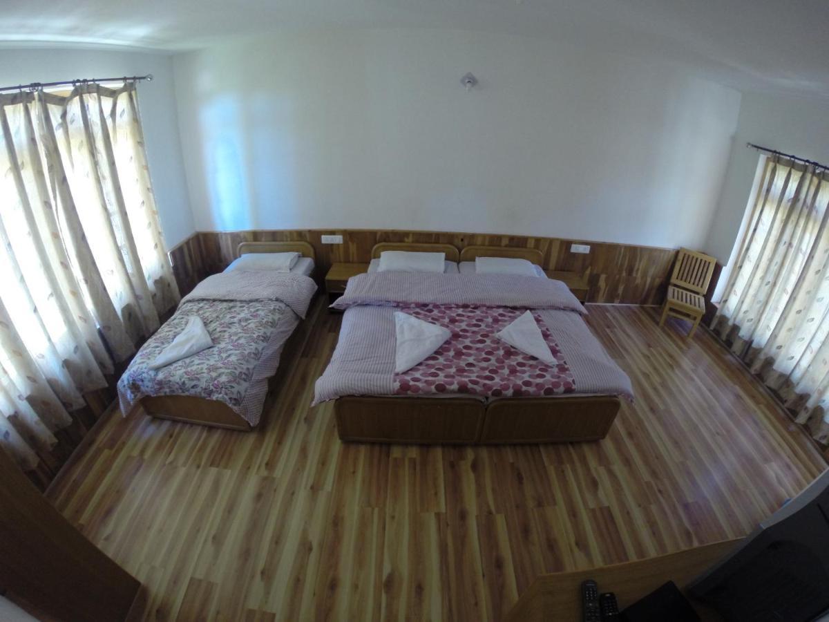 ليه Barath Hotel & Guest House المظهر الخارجي الصورة