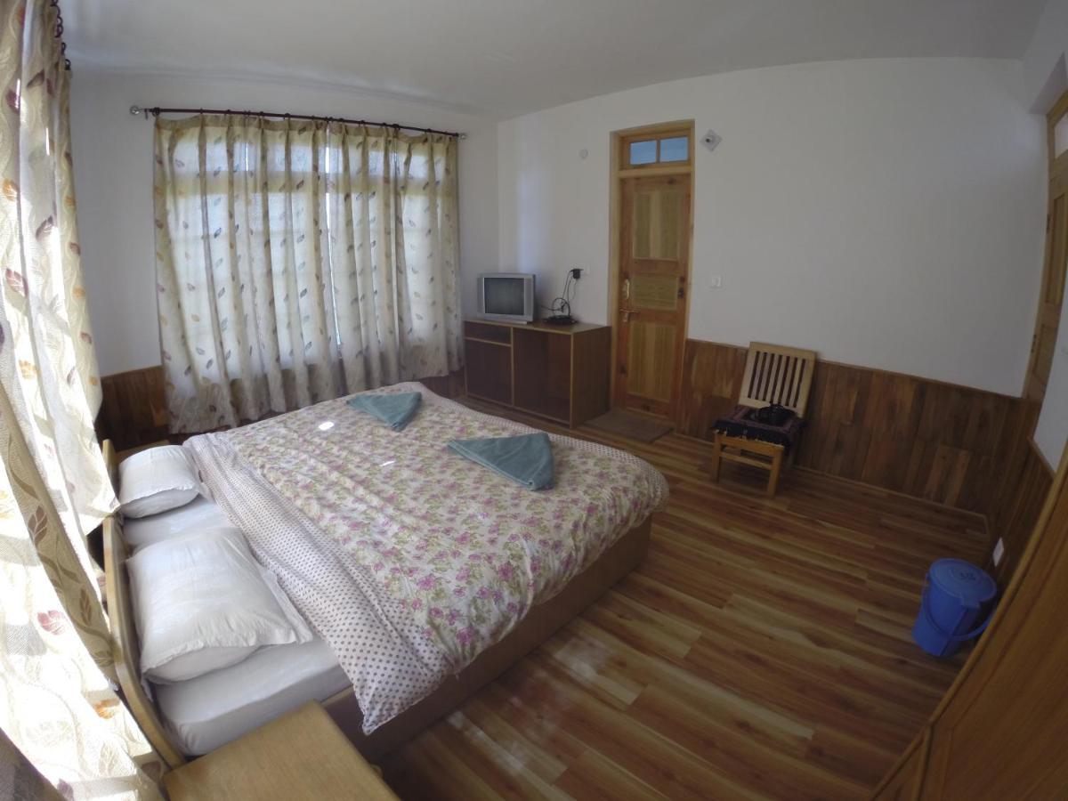 ليه Barath Hotel & Guest House المظهر الخارجي الصورة
